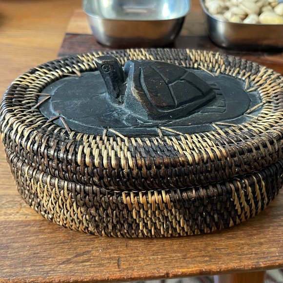 Handmade Other - Vintage Carved Wooden Sea Turtle Woven Basket Wood Base Trinket Jewelry Box